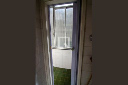 Apartamento à venda com 85m², 3 quartos e sem vagaBanheiro de Serviço