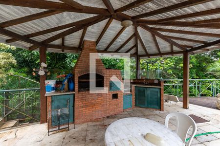 Casa de condomínio à venda com 500m², 5 quartos e 2 vagas Casa de condomínio à venda com 500m², 5 quartos e 2 vagasÁrea externa