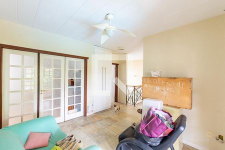 Casa de condomínio à venda com 500m², 5 quartos e 2 vagas Casa de condomínio à venda com 500m², 5 quartos e 2 vagasQuarto