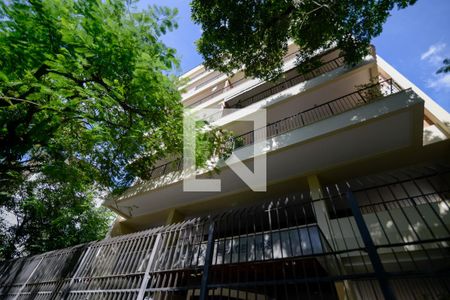Apartamento à venda com 280m², 4 quartos e 3 vagasFachada