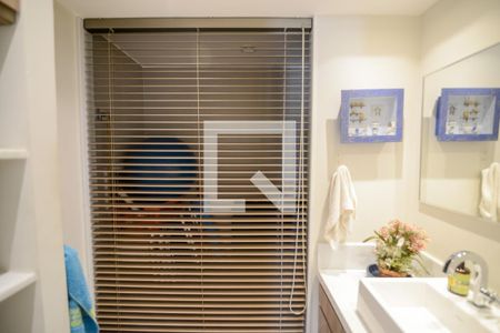 Apartamento à venda com 280m², 4 quartos e 3 vagasBanheiro 2