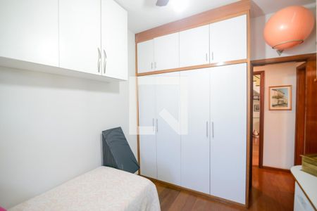 Quarto 1 de apartamento à venda com 4 quartos, 280m² em Grajau, Rio de Janeiro