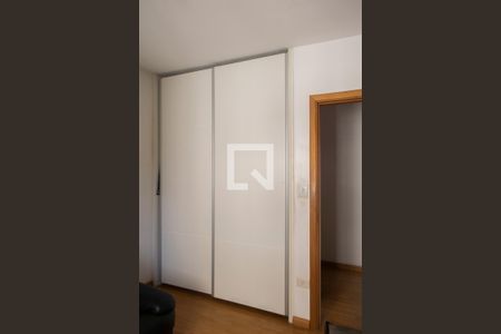 Apartamento à venda com 175m², 4 quartos e 3 vagasQuarto 3 suite