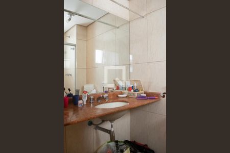 Apartamento à venda com 175m², 4 quartos e 3 vagasBanheiro quarto 3