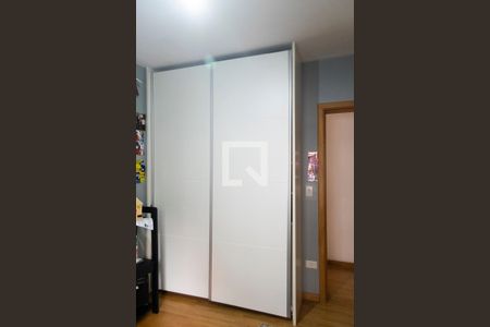 Apartamento à venda com 175m², 4 quartos e 3 vagasQuarto 2 suite