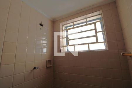 Casa à venda com 140m², 3 quartos e 2 vagasBanheiro 1
