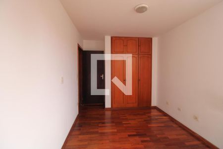 Casa à venda com 140m², 3 quartos e 2 vagasSuíte