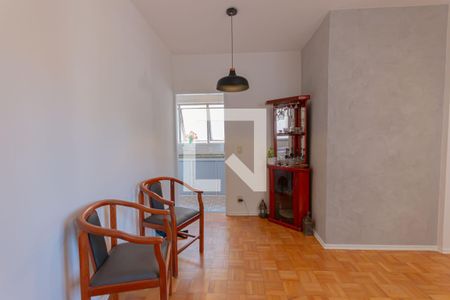 Sala de apartamento à venda com 3 quartos, 68m² em Jardim das Paineiras, Campinas