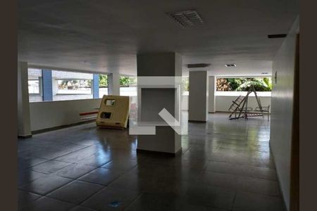 Apartamento à venda com 60m², 2 quartos e 1 vaga