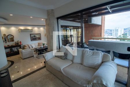 Sala de apartamento à venda com 3 quartos, 200m² em Vila Andrade, São Paulo