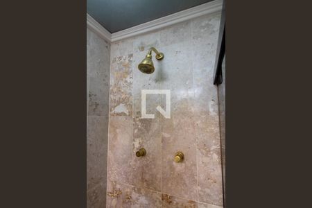 Apartamento à venda com 200m², 3 quartos e 4 vagas Apartamento à venda com 200m², 3 quartos e 4 vagasBanheiro Suite 1