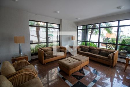 Apartamento à venda com 200m², 3 quartos e 4 vagas Apartamento à venda com 200m², 3 quartos e 4 vagasÁrea comum