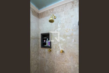 Apartamento à venda com 200m², 3 quartos e 4 vagas Apartamento à venda com 200m², 3 quartos e 4 vagasBanheiro Suite 3