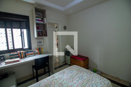 Apartamento à venda com 200m², 3 quartos e 4 vagas Apartamento à venda com 200m², 3 quartos e 4 vagasSuite 1