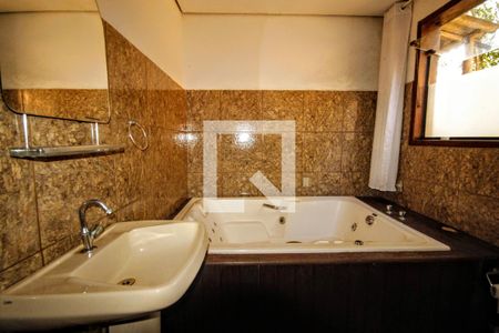 Casa à venda com 5000m², 18 quartos e 19 vagasBanho 1