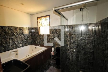 Casa à venda com 5000m², 18 quartos e 19 vagasBanho 3