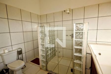 Casa à venda com 5000m², 18 quartos e 19 vagasBanho 6