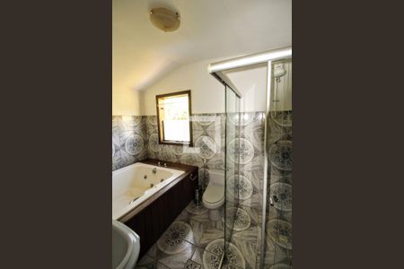 Casa à venda com 5000m², 18 quartos e 19 vagasBanho 5