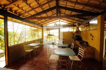 Casa à venda com 5000m², 18 quartos e 19 vagasLouge