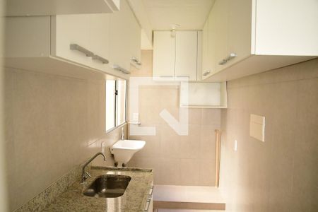 Apartamento para alugar com 45m², 2 quartos e 1 vagaCozinha e Área de Serviço
