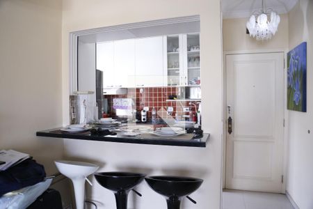 Apartamento à venda com 54m², 2 quartos e 1 vagaCozinha