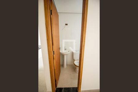 Apartamento à venda com 42m², 2 quartos e sem vaga Apartamento à venda com 42m², 2 quartos e sem vagaBanheiro