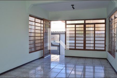 Sala de casa à venda com 3 quartos, 288m² em Jardim Magnólia, Campinas