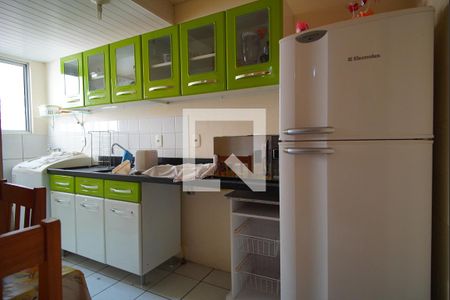 Cozinha  de apartamento para alugar com 2 quartos, 45m² em Rubem Berta, Porto Alegre