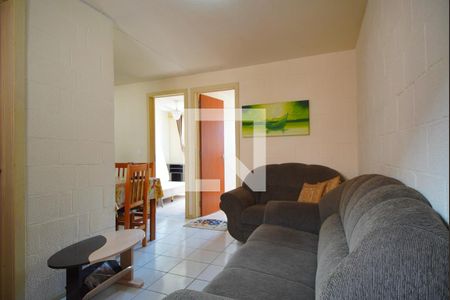Sala  de apartamento para alugar com 2 quartos, 45m² em Rubem Berta, Porto Alegre