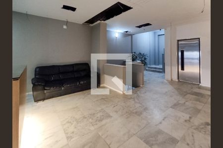 Apartamento para alugar com 80m², 2 quartos e 1 vagaFachada e portaria
