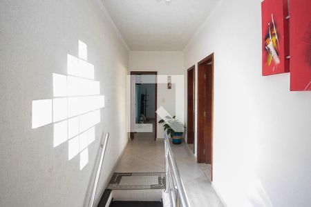 Casa à venda com 243m², 3 quartos e 2 vagas Casa à venda com 243m², 3 quartos e 2 vagasHall