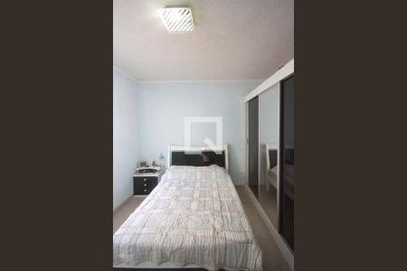 Casa à venda com 243m², 3 quartos e 2 vagas Casa à venda com 243m², 3 quartos e 2 vagasQuarto