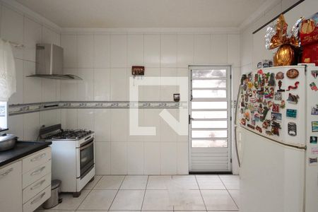 Casa à venda com 243m², 3 quartos e 2 vagas Casa à venda com 243m², 3 quartos e 2 vagasCozinha