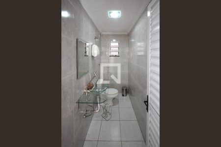 Casa à venda com 243m², 3 quartos e 2 vagas Casa à venda com 243m², 3 quartos e 2 vagasLavabo