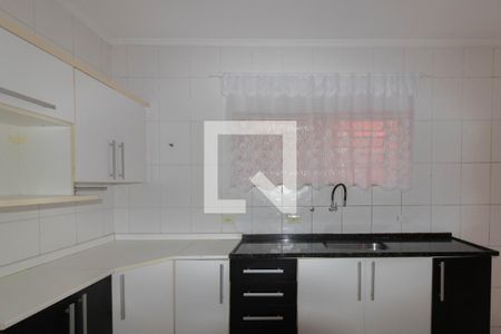 Casa à venda com 68m², 2 quartos e 2 vagasCozinha