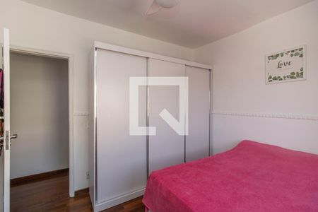 Apartamento à venda com 120m², 3 quartos e 3 vagasQuarto 2