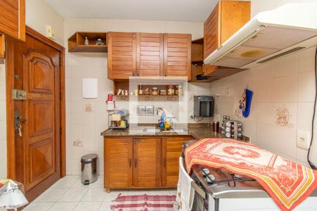 Apartamento à venda com 120m², 3 quartos e 3 vagasCozinha