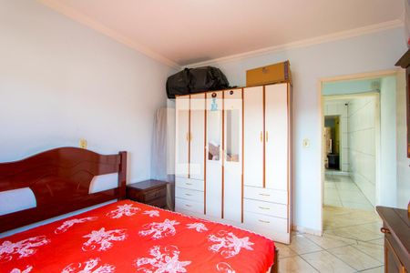 Casa à venda com 216m², 3 quartos e 1 vagaCasa 2 - Quarto