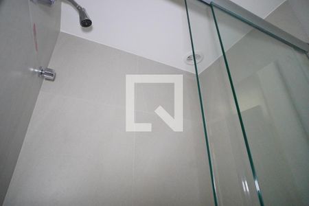 Banheiro de kitnet/studio para alugar com 1 quarto, 25m² em Farroupilha, Porto Alegre