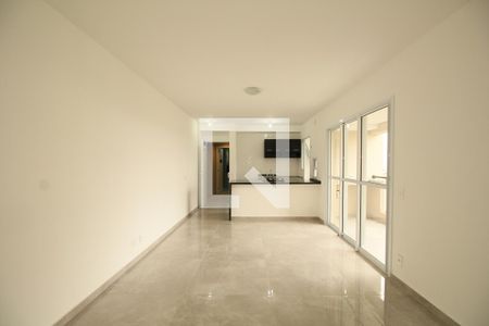Sala/Cozinha de apartamento para alugar com 3 quartos, 76m² em Vila Suzana, São Paulo
