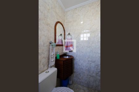 Casa à venda com 300m², 4 quartos e 2 vagas Casa à venda com 300m², 4 quartos e 2 vagasBanheiro 3