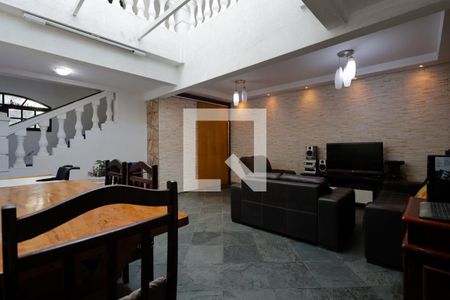 Sala de casa à venda com 4 quartos, 300m² em Chora Menino, São Paulo