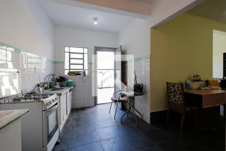 Casa à venda com 300m², 4 quartos e 2 vagas Casa à venda com 300m², 4 quartos e 2 vagasEdícula - Cozinha