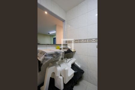 Casa à venda com 300m², 4 quartos e 2 vagas Casa à venda com 300m², 4 quartos e 2 vagasEscritório - Cozinha