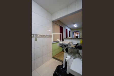 Casa à venda com 300m², 4 quartos e 2 vagas Casa à venda com 300m², 4 quartos e 2 vagasEscritório - Cozinha