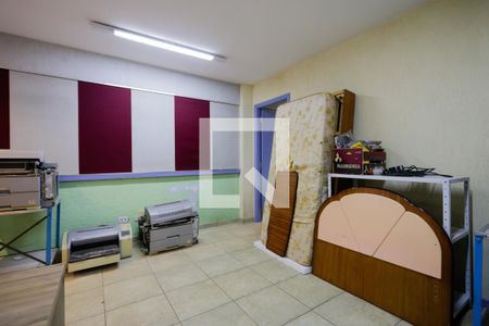 Casa à venda com 300m², 4 quartos e 2 vagas Casa à venda com 300m², 4 quartos e 2 vagasEscritório - Sala 1