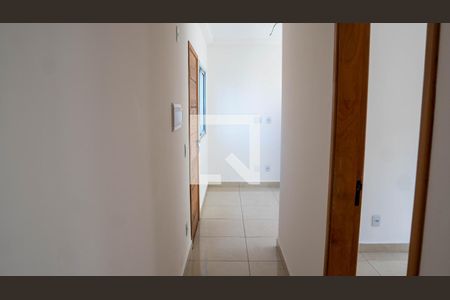 Apartamento para alugar com 74m², 2 quartos e sem vaga Apartamento para alugar com 74m², 2 quartos e sem vagaCorredor