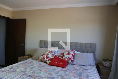 Suíte de casa para alugar com 3 quartos, 180m² em São João Batista, Belo Horizonte