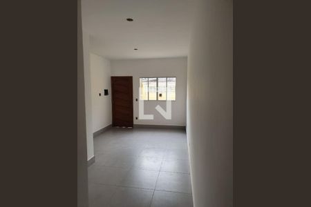 Casa à venda com 2 quartos, 67m² em Vila Ponte Rasa, São Paulo