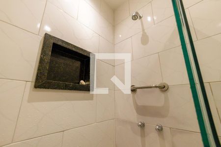 Casa de condomínio à venda com 445m², 7 quartos e 3 vagas Casa de condomínio à venda com 445m², 7 quartos e 3 vagasBanheiro Suíte 4